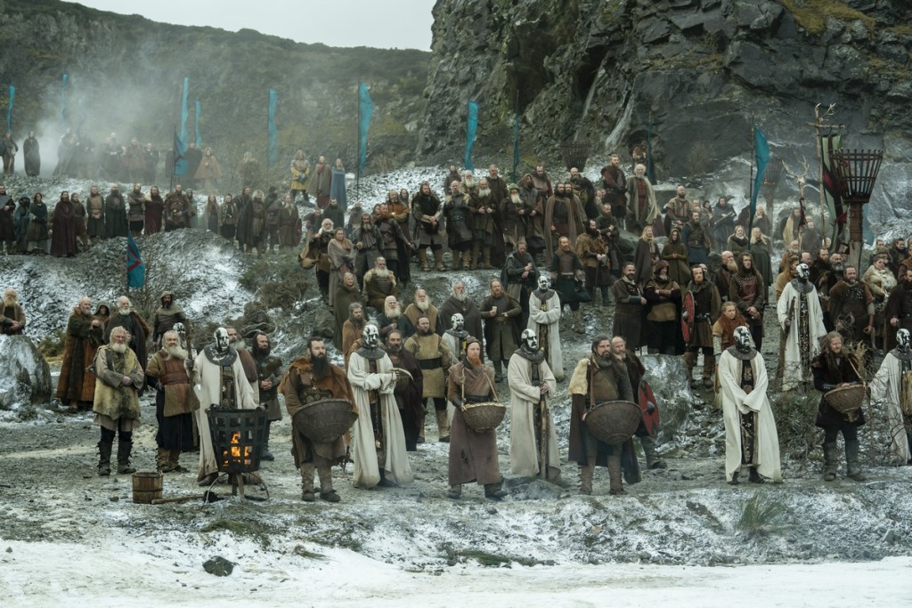 Une cérémonie rassemble les habitants de Kattegat